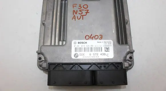 BMW 7 F01 F02 F03 F04 Engine control unit/module 8572439 1019426 030078533