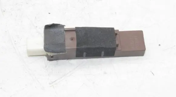 Toyota Prius+ (ZVW40) Keyless system antenna 