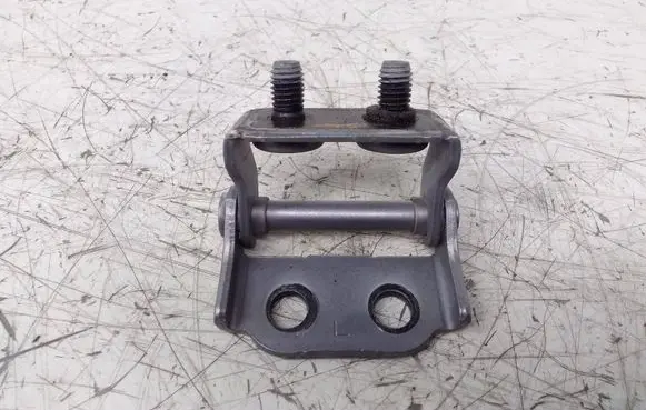Mazda CX-7 Tailgate/trunk/boot hinge