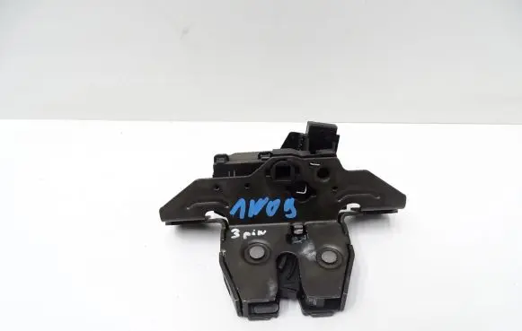 Opel Astra J Tailgate lock loop/hook striker 14654536339