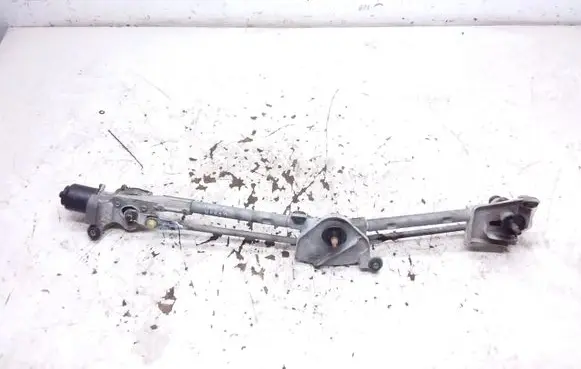 Nissan Versa Front wiper linkage and motor