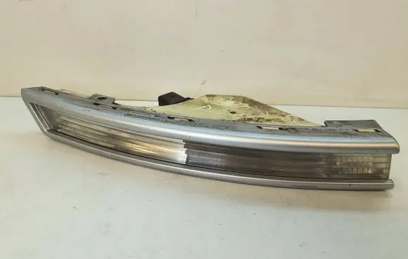 Volkswagen PASSAT B6 Front indicator light 3C0953042L LA7W
