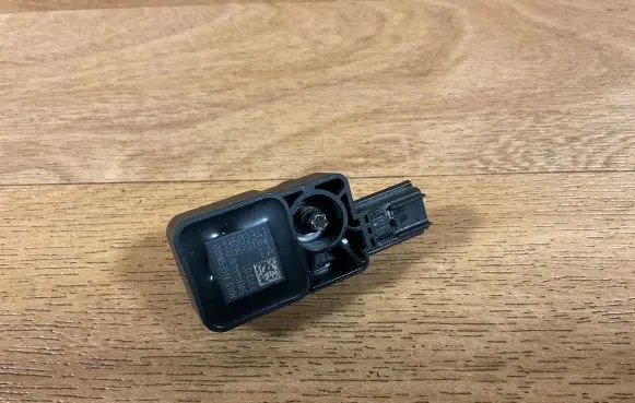 Opel Insignia A Airbag deployment crash/impact sensor 13502341