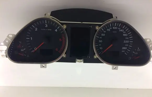Audi A6 S6 C6 4F Speedometer (instrument cluster) 4F0920900S 4F0910900A