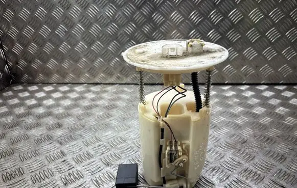 Toyota Sienna XL20 II In-tank fuel pump 7702008040