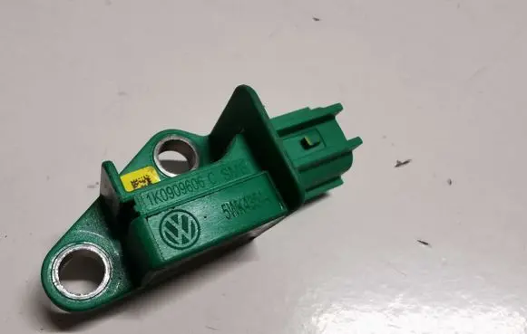 Audi A6 S6 C6 4F Airbag deployment crash/impact sensor 1K0909606C