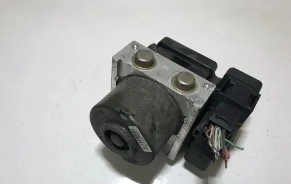 Ford Focus C-MAX ABS Pump 3m512m110ca 3m51-2m110-ca