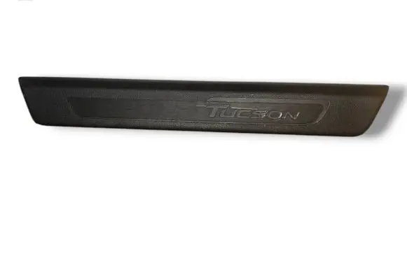 Hyundai Tucson TL Front sill trim cover 85873D7000