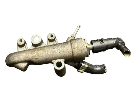 Opel Astra H Fuel pressure regulator 55202754