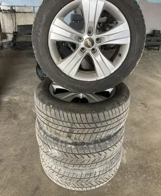 Chevrolet Captiva R18 alloy rim 