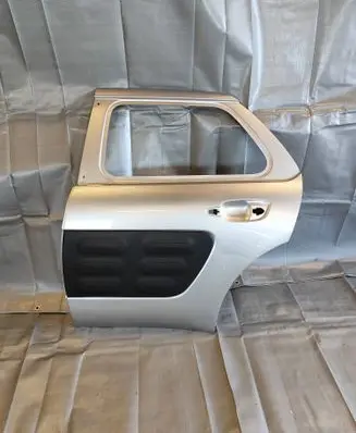 Citroen C4 Cactus Rear door 
