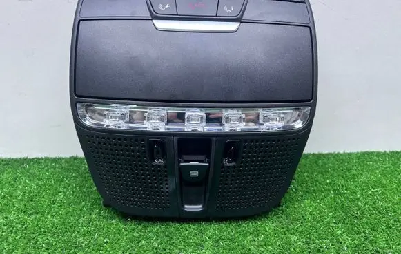 Mercedes-Benz GLC X253 C253 Front seat light A0009008407 A0009018503