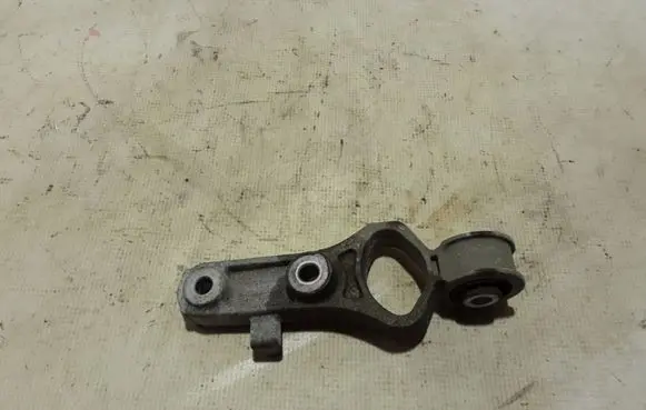 Volvo S60 Gearbox mounting bracket 31430442