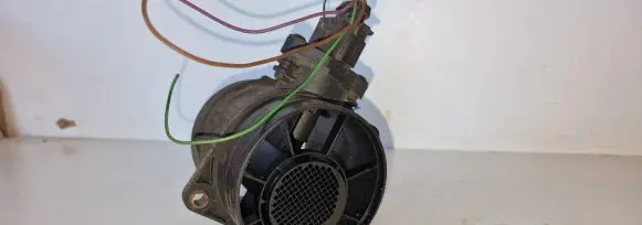Mercedes-Benz E W211 Mass air flow meter A6460940048 0281002535 LM0031