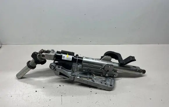 Mercedes-Benz C W204 Steering wheel axle A2044601816 0905400593 P204460219