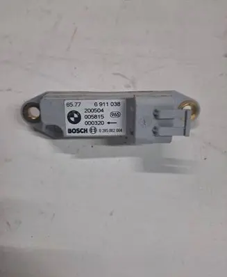 BMW X5 E53 Airbag deployment crash/impact sensor 6911038