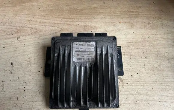 Nissan Almera N16 Engine control unit/module 8200275911 HOM8200129866