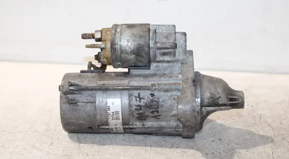 BMW 5 E60 E61 Starter motor 7787354