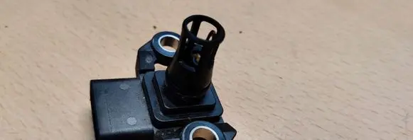 Subaru XV Turbo air boost pressure sensor 22627AA430