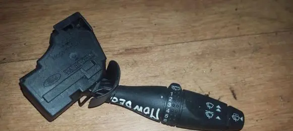 Ford Mondeo Mk III Wiper control stalk
