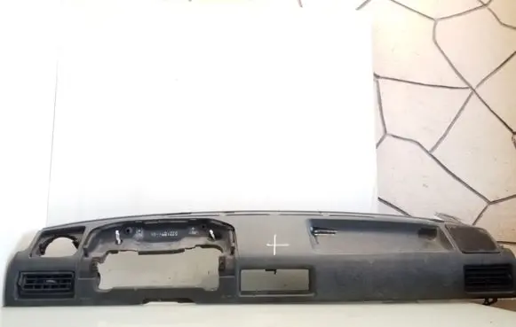 Audi 80 90 B2 Dashboard 811857069