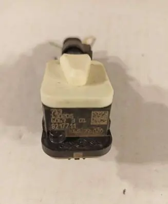 BMW 3 F30 F35 F31 Airbag deployment crash/impact sensor 130205