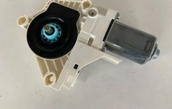 Audi A7 S7 4G Front door window regulator motor 8K0959801B