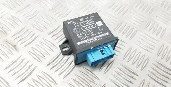 Seat Exeo (3R) Light module LCM 4L0907357