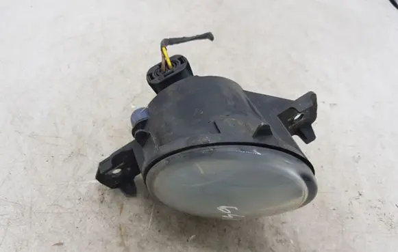 BMW 1 E81 E87 Front fog light 63176924655 6924655