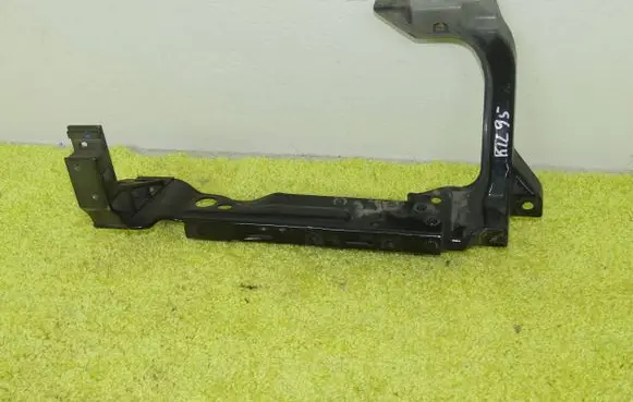Jaguar XE Headlight/headlamp mounting bracket GX73-13N079-A
