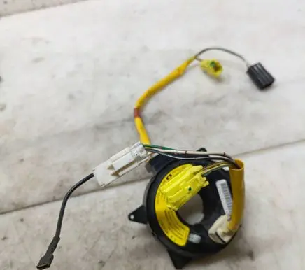 Subaru Forester SF Airbag slip ring squib (SRS ring) 6HL2052194