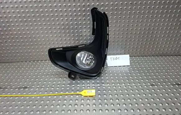 Toyota Yaris XP210 Front fog light trim/grill S27730333 521130D250