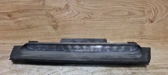 Volvo S60 Third/center stoplight 8641732
