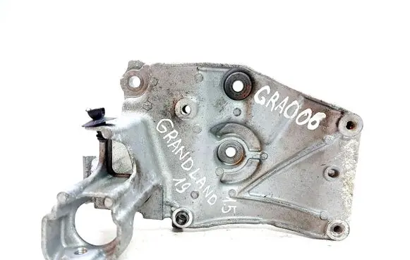 Opel Grandland X A/C compressor mount bracket 9823598480