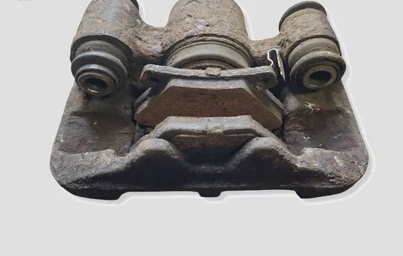 Toyota Corolla Verso E121 Rear brake caliper