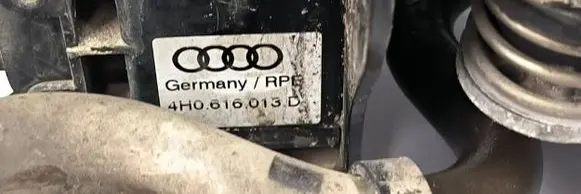 Audi A8 S8 D4 4H Air suspension compressor/pump 4H0616005D