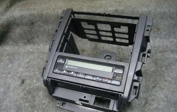 Volkswagen Golf IV Climate control unit