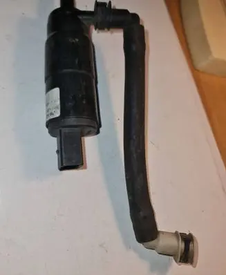 Audi A6 S6 C6 4F Headlight washer pump 1J0955681