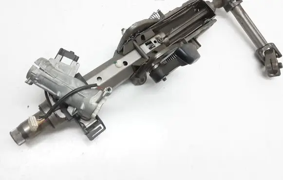 Volkswagen PASSAT B7 USA Steering wheel axle set 1K1419502BF