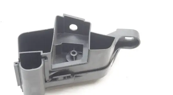 BMW 7 E65 E66 Battery box tray cover/lid 8387573