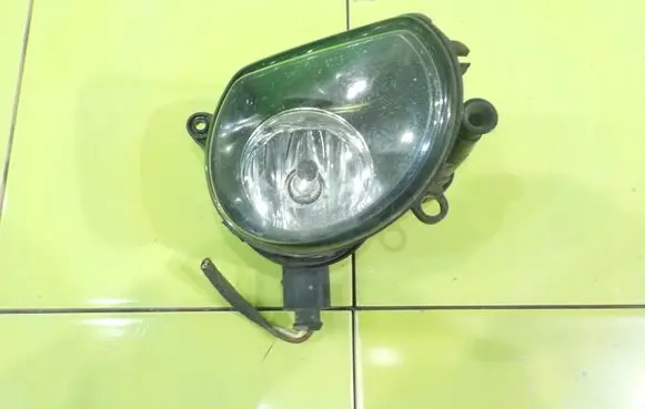 Audi Q7 4L Front fog light 24696800 PRAWY