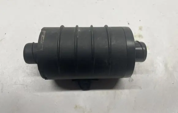 Land Rover Discovery 3 - LR3 Other engine bay part