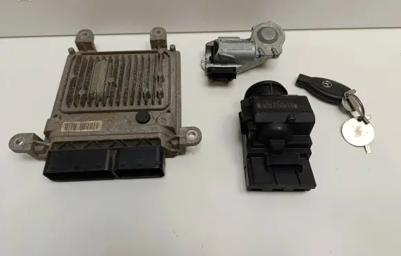 Mercedes-Benz Sprinter W906 Engine ECU kit and lock set A6519000601 28277619 A6519019400
