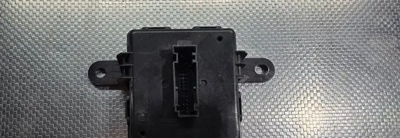 Audi A3 8Y Keyless (KESSY) go control unit/module 5WA959436B