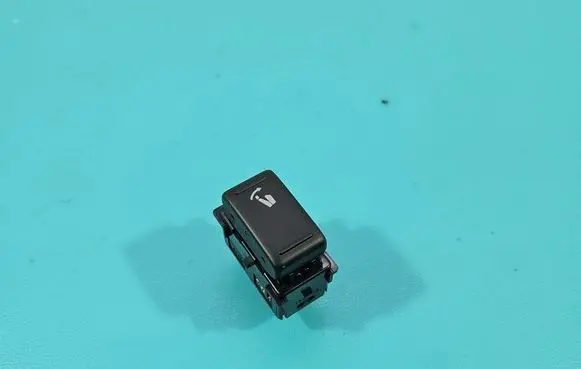 Infiniti QX50 (J50) Seat control switch IMPRK1527607