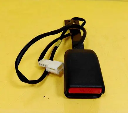 Subaru Impreza IV Front seatbelt buckle 