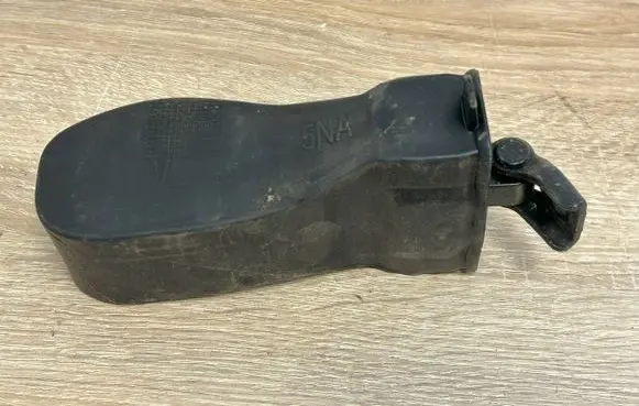 Volkswagen Tiguan Front door check strap stopper 5NA837267
