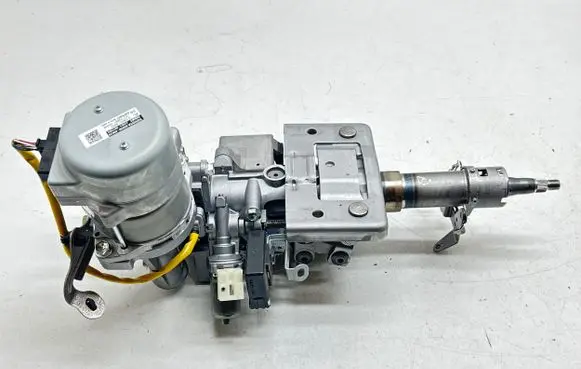Steering wheel axle set
