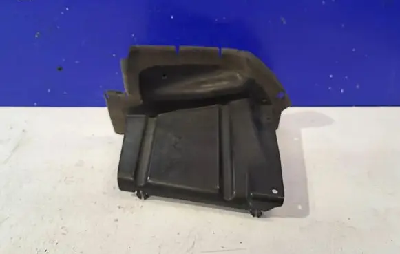 Volvo V60 Intercooler air guide/duct channel 31353045