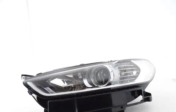 Ford Mondeo MK V Headlight/headlamp DS73-13W030-AE